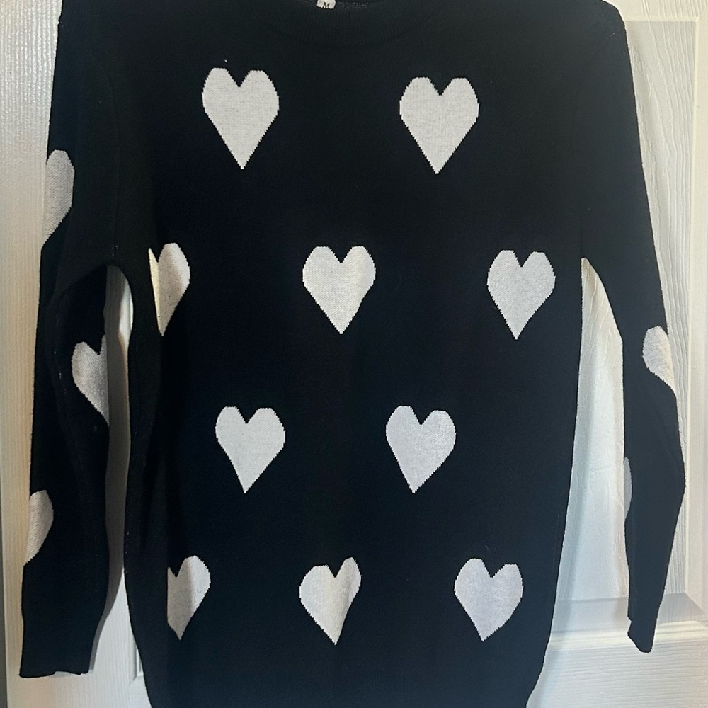 Black and White Heart Pattern Sweater